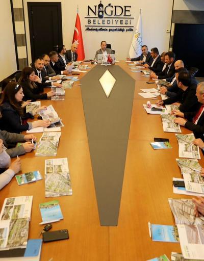 Başkan Özdemir, yeni dönemde görev yapacak birim müdürlerini atadı