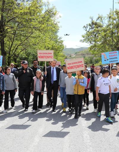 Bitlis’te çocuklara trafik eğitimi