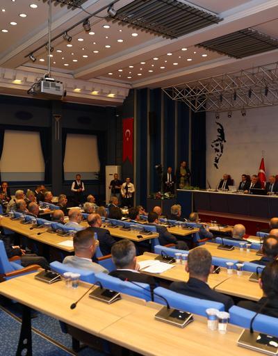 Büyükşehir Belediyesi meclisinde 41 gündem maddesi karara bağlandı
