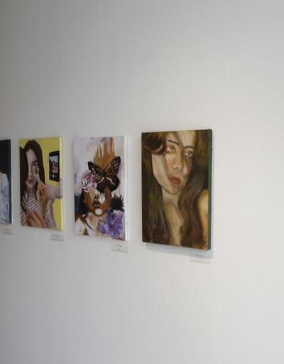 ‘İzler’ sergisi Sefaköy Galeri Küp’te açıldı