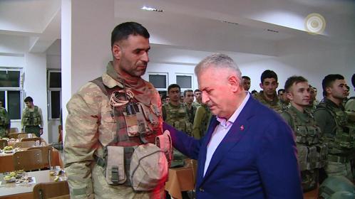 Başbakan Yıldırım gece yarısı Çukurcaya gitti