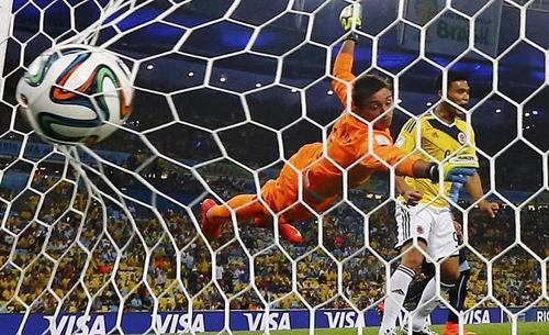 Dünya Kupasının en güzel golünü Muslera yedi