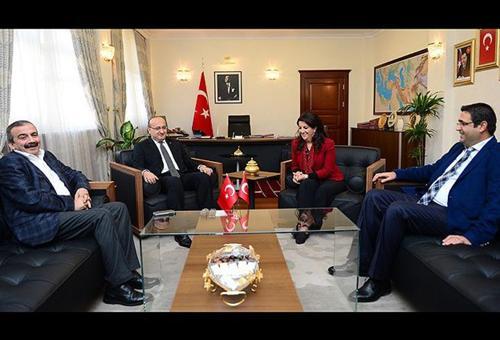Yalçın Akdoğan: Eylemsizlik gerçek olmalı