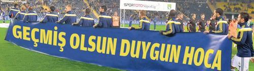Fenerbahçeden Galatasaraya sürpriz pankart