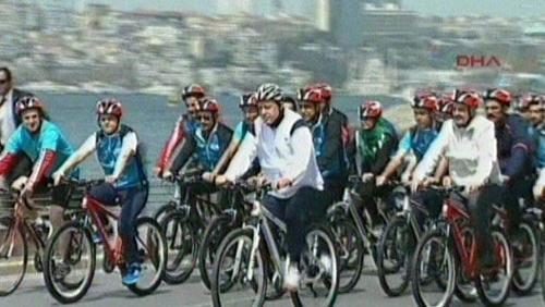 Cumhurbaşkanı Erdoğan bisiklet turunda