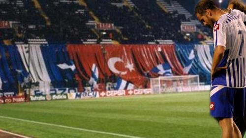 Türkiye formalı Deportivo taraftarı