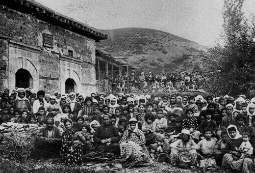 Raymond Kevorkianın kapsamlı araştırması Ermeni Soykırımı Türkçede