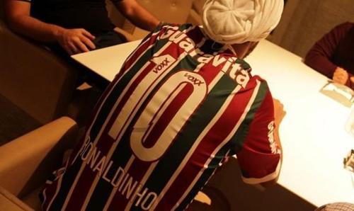 Ronaldinho Fluminense ile anlaştı