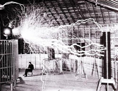 Teknolojinin ilerlemesi Nikola Tesla’nın öngörüsü sayesinde yapılıyor