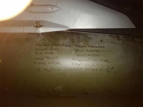 Hava harekatında kullanan füzelere şehitlerin isimleri yazıldı