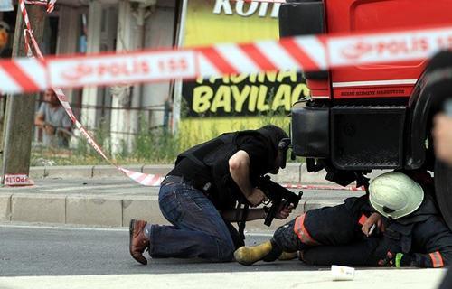 İstanbul Sultanbeylide karakola bombalı saldırı