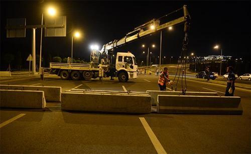 Ankara Bulvarı trafiğe kapandı