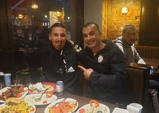 Zlatan Ibrahimovic Türk restoranda iftar yaptı