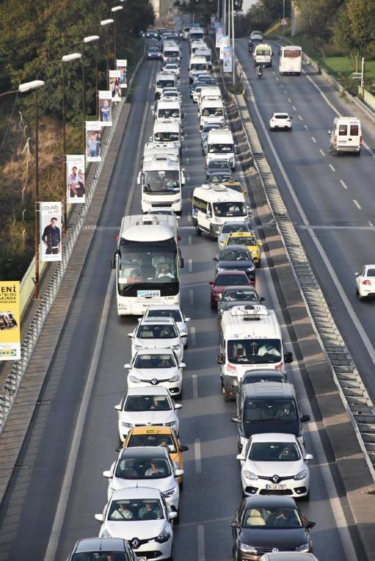 İstanbulda pazartesi trafiği