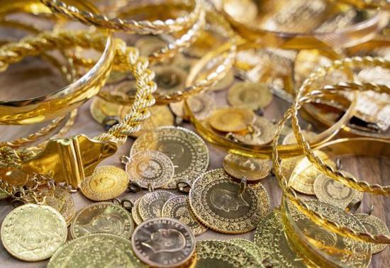 Hafta sonu altın, çeyrek altın fiyatı 27 Nisan 2024 Bugün yarım altın, cumhuriyet altını ne kadar, kaç TL