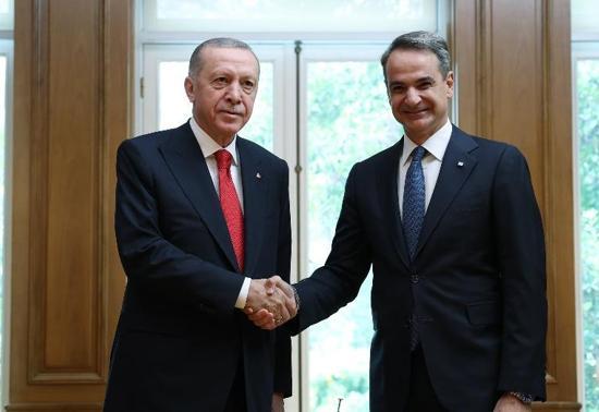 Atina’ya 6 yıl sonra kritik ziyaret: Erdoğan ve Miçotakis'ten açıklamalar