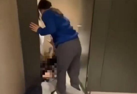 Beylikdüzü'nde arkadaşlarını tuvalette darbeden 5 öğrenci gözaltına alındı