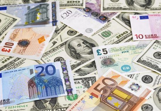 Goldman'dan sterlin/dolar için yeni tahmin