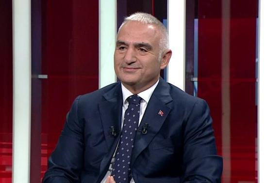 Bakan Ersoy CNN TÜRK'te: Özgür Özel hesap yapmayı bilmiyor