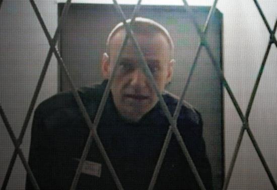 İngiltereden Navalninin öldüğü cezaevindeki Rus yetkililere yaptırım
