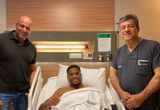 Kayserisporun Gineli futbolcusu Julian Jeanvier ameliyat oldu