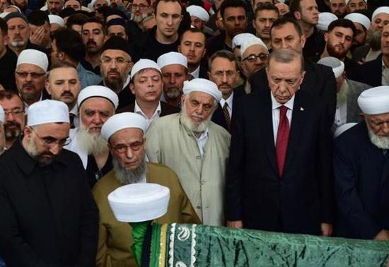 Cumhurbaşkanı Erdoğan, Hasan Kılıçın cenaze törenine katıldı