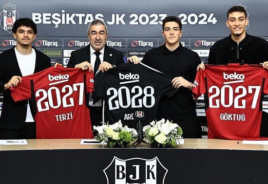 Beşiktaş’ta genç futbolculara yeni sözleşme