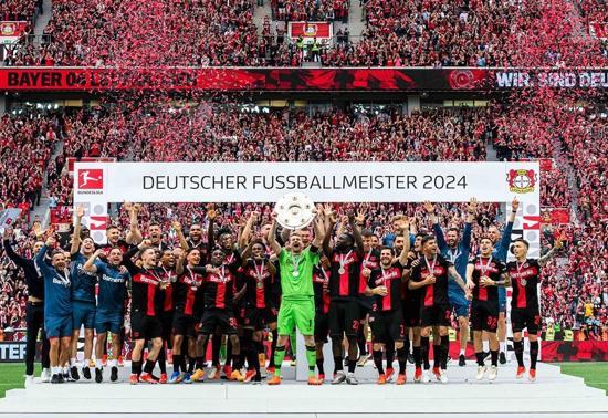 Namağlup şampiyon Bayer Leverkusen