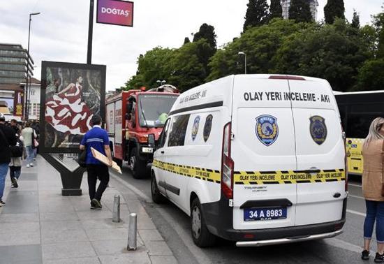 Mecidiyeköy Metro İstasyonunda intihar girişimi