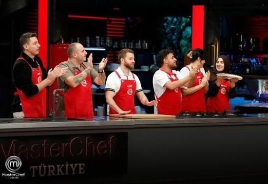 MasterChefte eleme adayı kim oldu 14 Kasım 2024 potaya kim girdi İşte gitmesi için ismi en çok yazılan yarışmacı