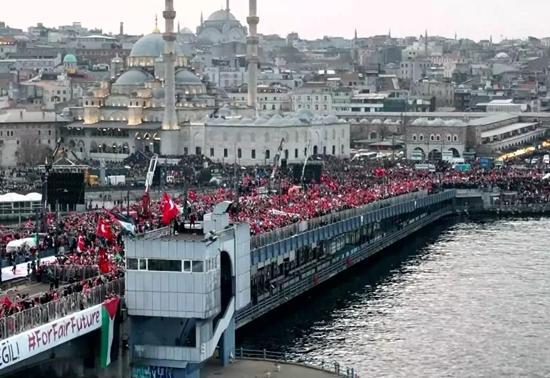 1 OCAKTA GALATADA GAZZE YÜRÜYÜŞÜ | Yüz binlerce kişi İsrailin katliamına dur diyecek