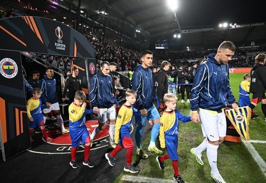 Midtjylland 2-2 Fenerbahçe Maç Özeti | Kanarya, Avrupada tur atladı...