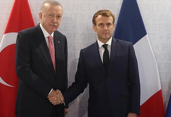 Cumhurbaşkanı Erdoğan Fransa Cumhurbaşkanı Macron ile görüştü