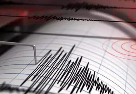 İranda 5.1 büyüklüğünde deprem