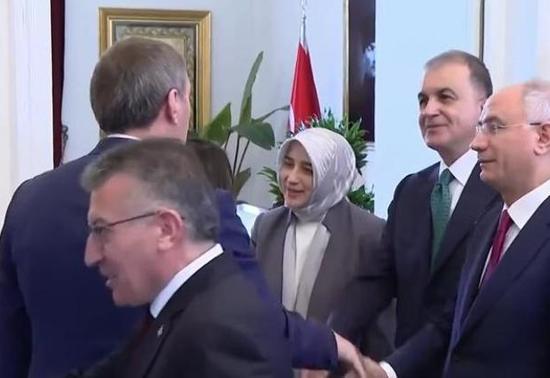 DEM Parti heyeti, AK Partiyi ziyaret ediyor