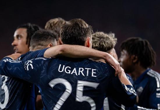 Manchester United, final kapısını ardına kadar araladı