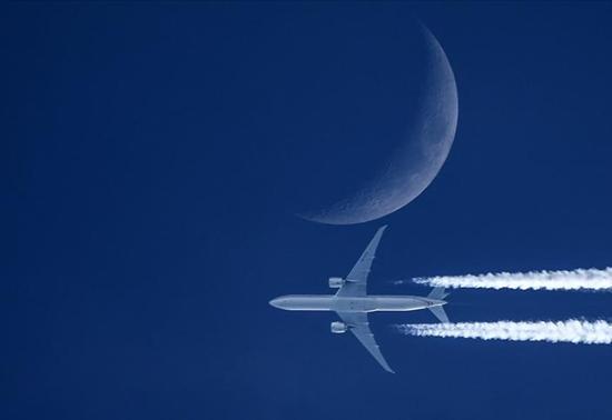 Türk hava sahasında tüm zamanların transit uçuş rekoru kırıldı