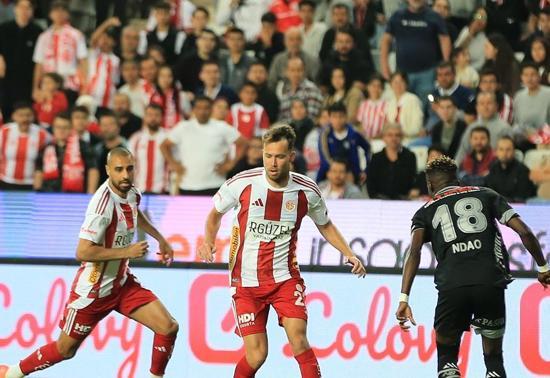 Antalyaspor, Konyaspor’dan 3 puanı tek golle aldı