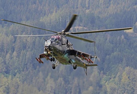 Çinde helikopter düştü: 1 ölü, 4 yaralı