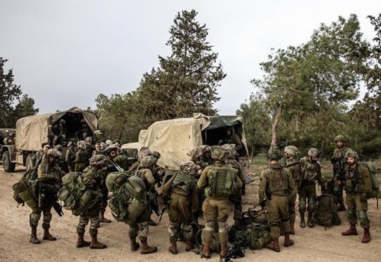İsrailde asker krizi Yüzlerce kişi, yurt dışına kaçarken yakalandı