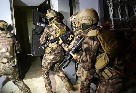 3 ilde tefecilik çetesine operasyon 75 gayrimenkul ve 34 araca el konuldu