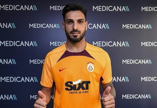 Günay Güvenç kimdir Galatasaraylı Günay kaç yaşında evli mi
