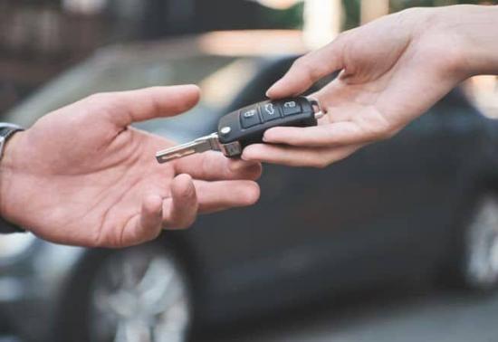 İkinci el otomobilde rüzgar tersine döndü Nisanda zirve yaptı