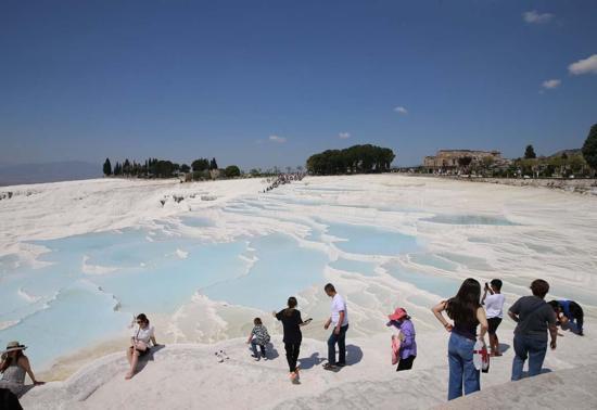 Yabancı Turist Sayısı Nisanda Rekor Kırdı