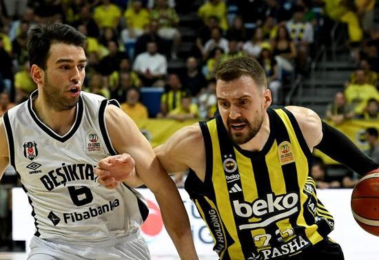 Fenerbahçe, Beşiktaş’a karşı seride öne geçti