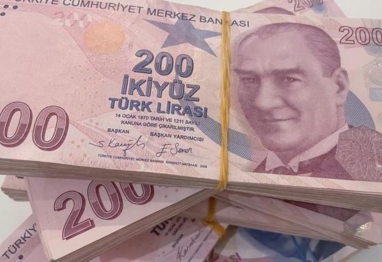 MEVDUAT FAİZİ | Bankalarda faiz yarışı kızıştı Aylık kazanç 187 bin TL’yi aşıyor