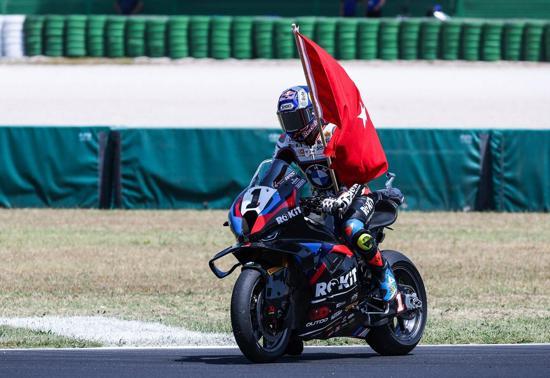 SON DAKİKA | Toprak Razgatlıoğlu, 2025 Dünya Superbiketa şampiyonluğa ulaştı