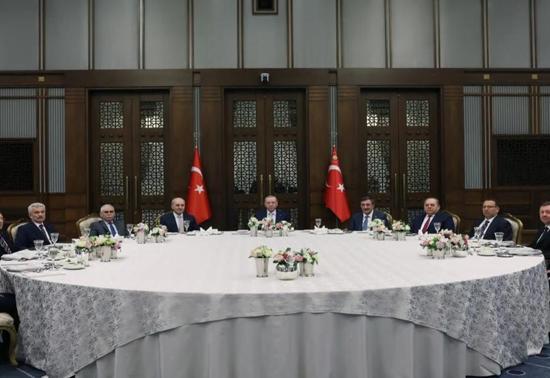 Cumhurbaşkanı Erdoğan yasama, yürütme ve yargı organlarının temsilcileriyle bir araya geldi