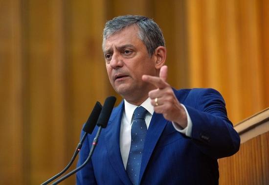 ÖZGÜR ÖZEL'İN DOKUNULMAZLIĞI KALKACAK MI? Yolsuzluk soruşturma fezlekeleri Meclis'te