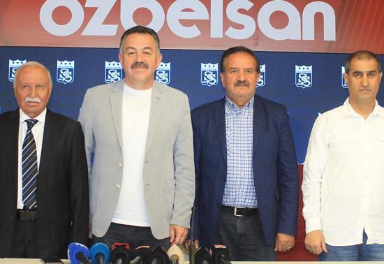 Sivasspor’da seçim ertelendi Aday yok…